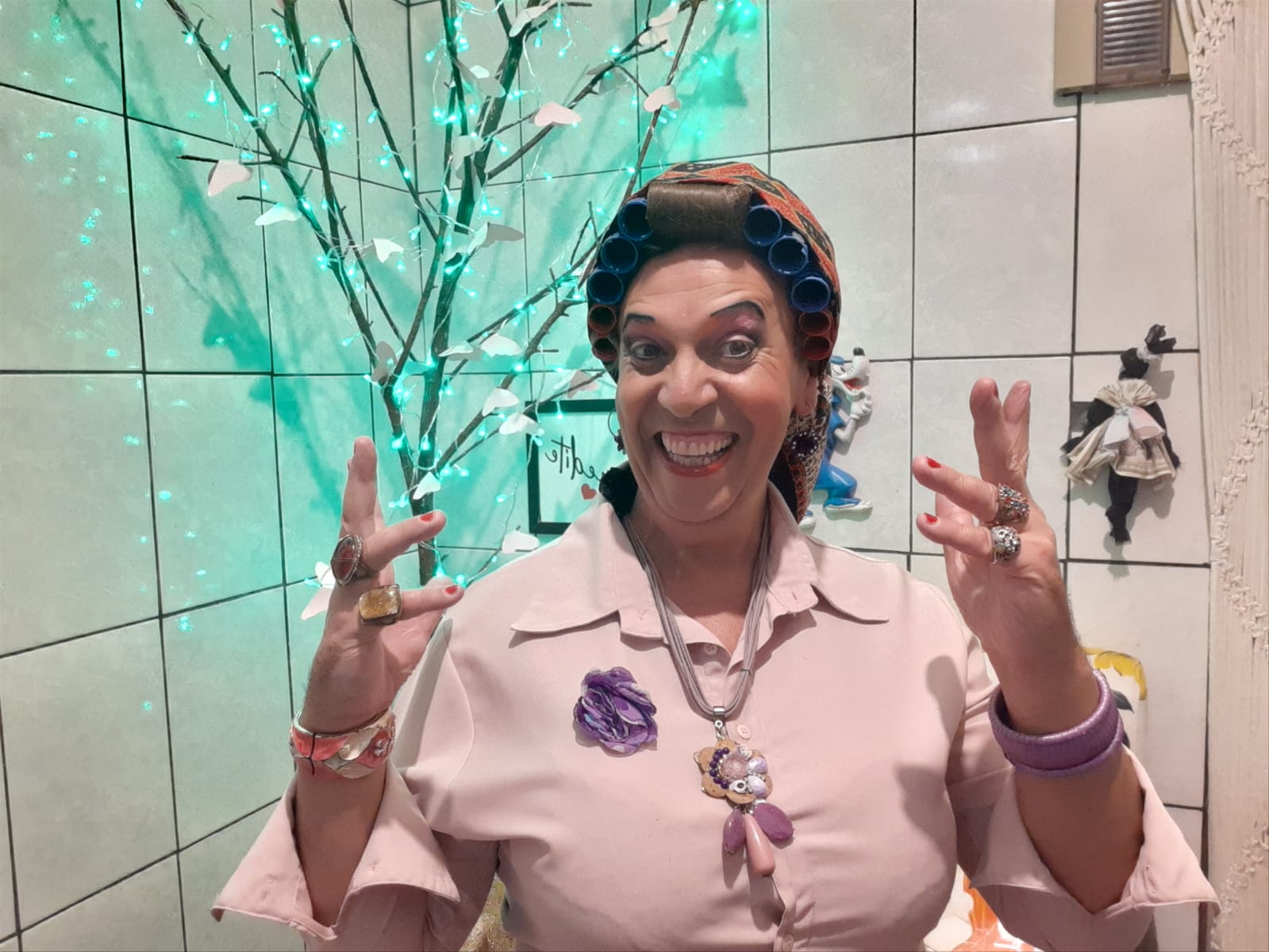 Apresentação do projeto Visitas e Canções para idosos em residencial de Mauá